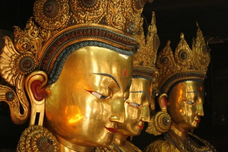 de gouden Boeddha incarnaties