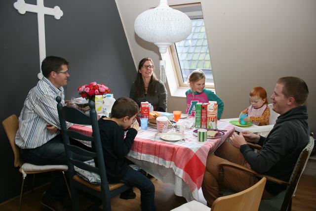 Familie op bezoek in Vaassen